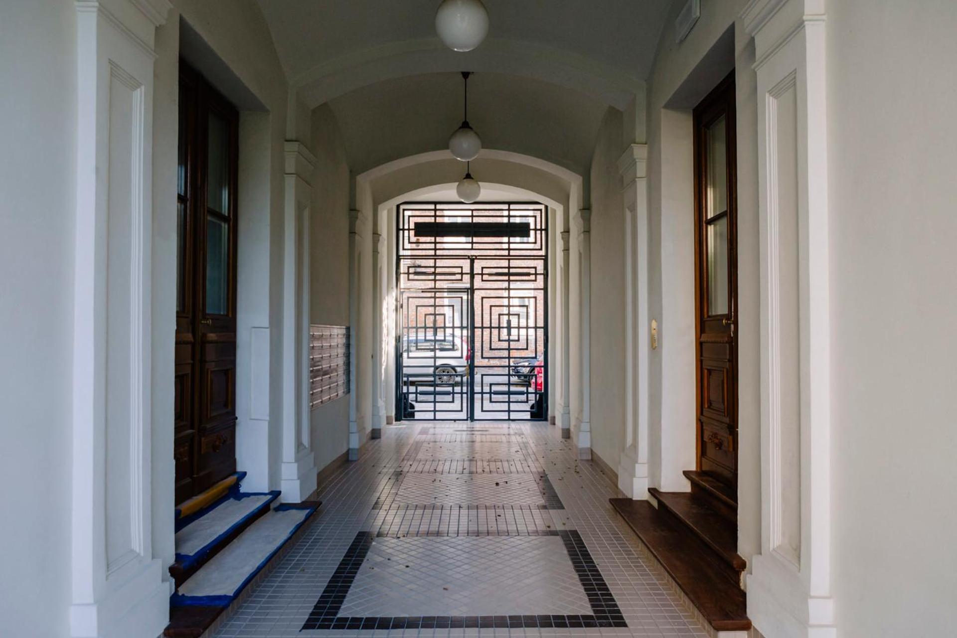 French Touch: Romantyczny Apartament W Kamienicy Varşova Dış mekan fotoğraf